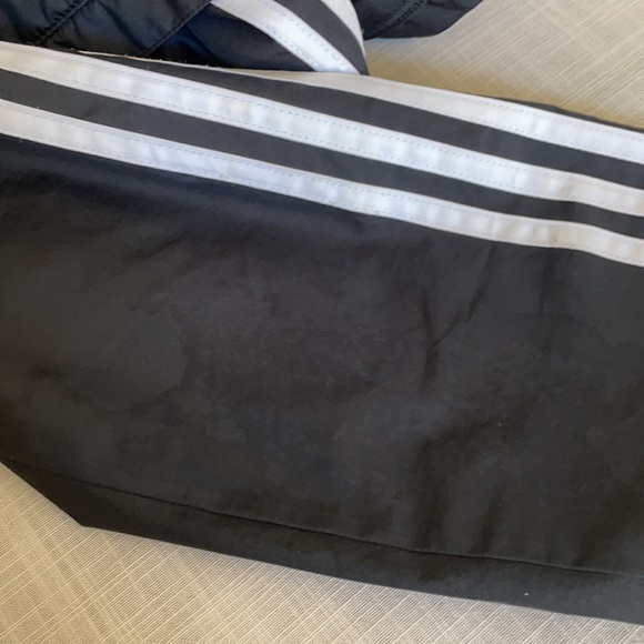 Adidas Originals Windbreaker - Picture 4 of 8